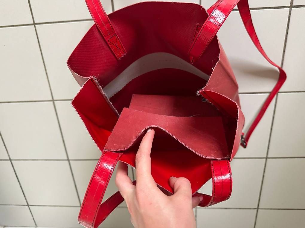 Sacs: Sac Freitag rouge  – D'occasion à Renens VD par Nikola_Grubor 4