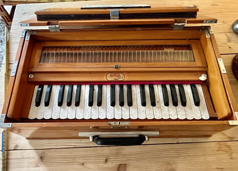 Harmonium Bina Model Nr 23 Kaufen auf Ricardo