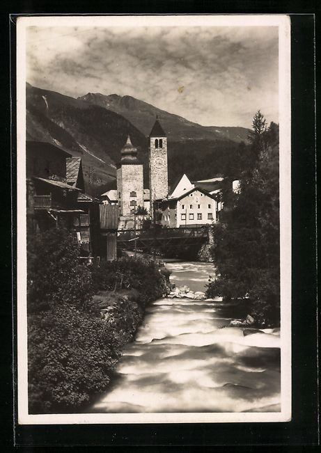 Cartoline postali: AK Süs, Dorfpartie mit Kirche – Usato da Berlin venduto da bartko-reher