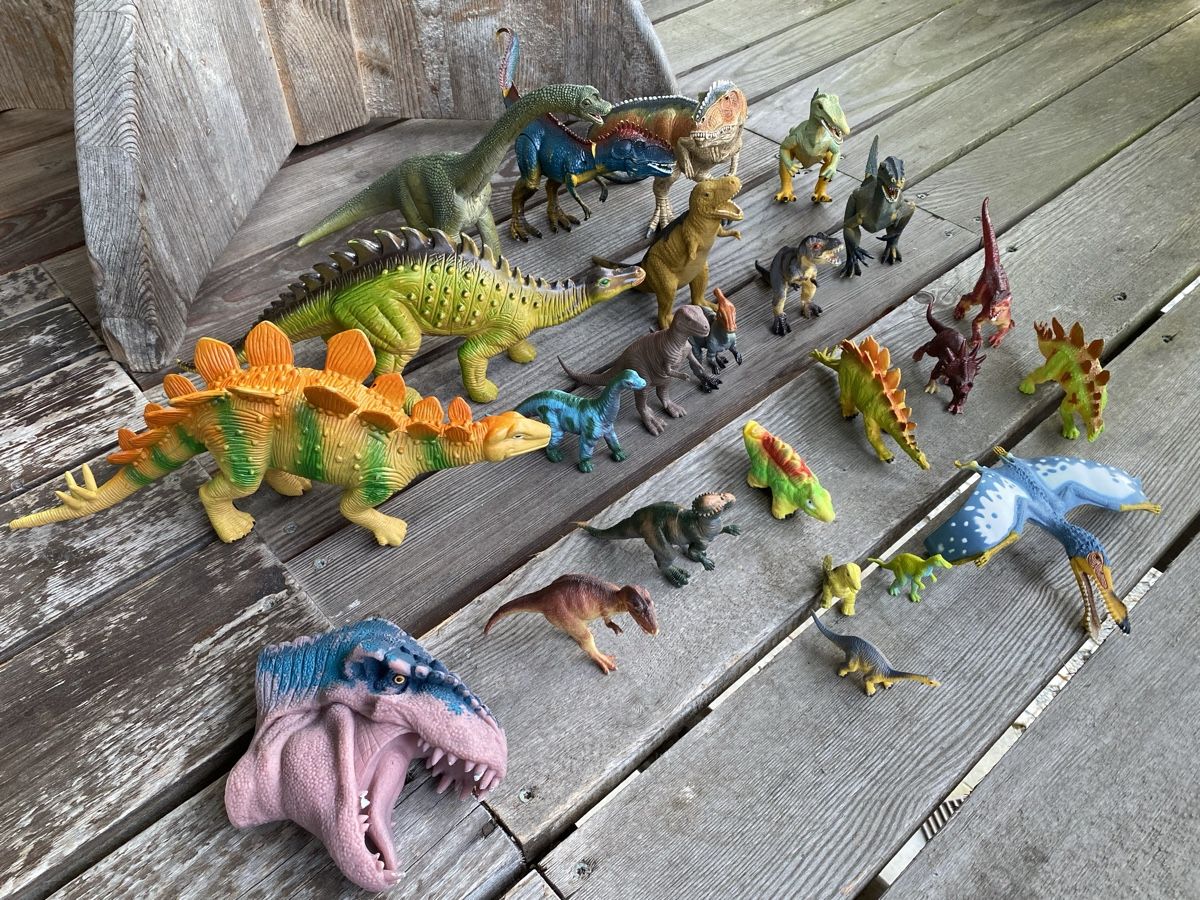 Statuette: Dinosaurier Familie 23 Stück – Usato da Bönigen venduto da fabi_12 1