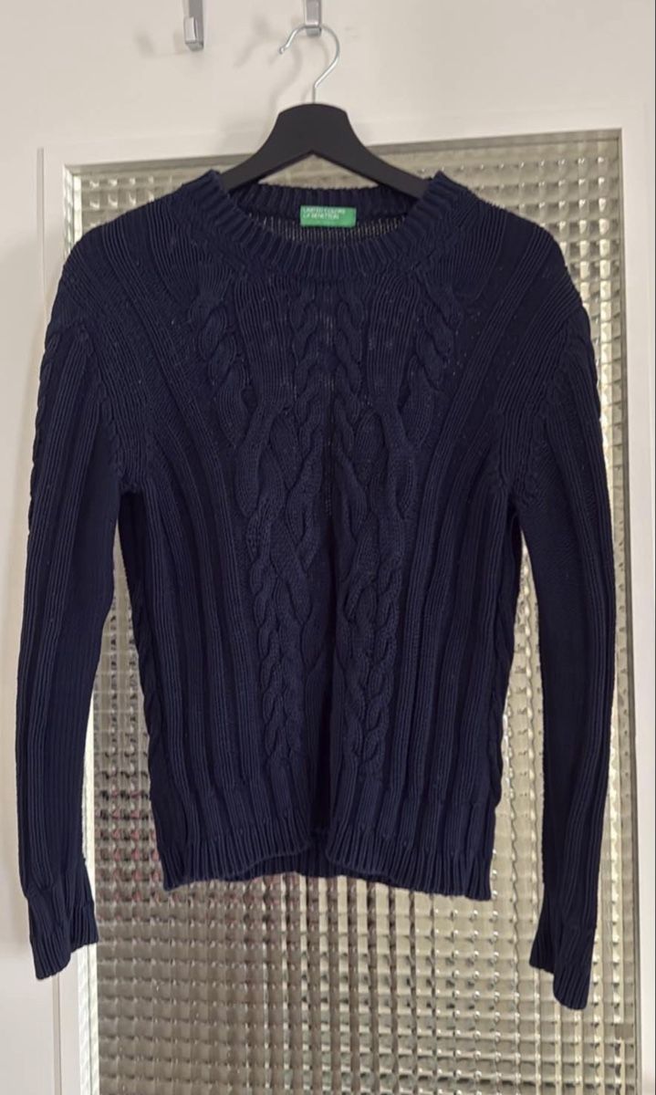 Benetton Pullover & Sweatshirts: Benetton - Pull - taille S – Gebraucht aus Belmont-Lausanne von Michelle_Srdr_
