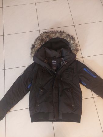 Khujo Winterjacke schwarz mit Kapuze Grösse M 