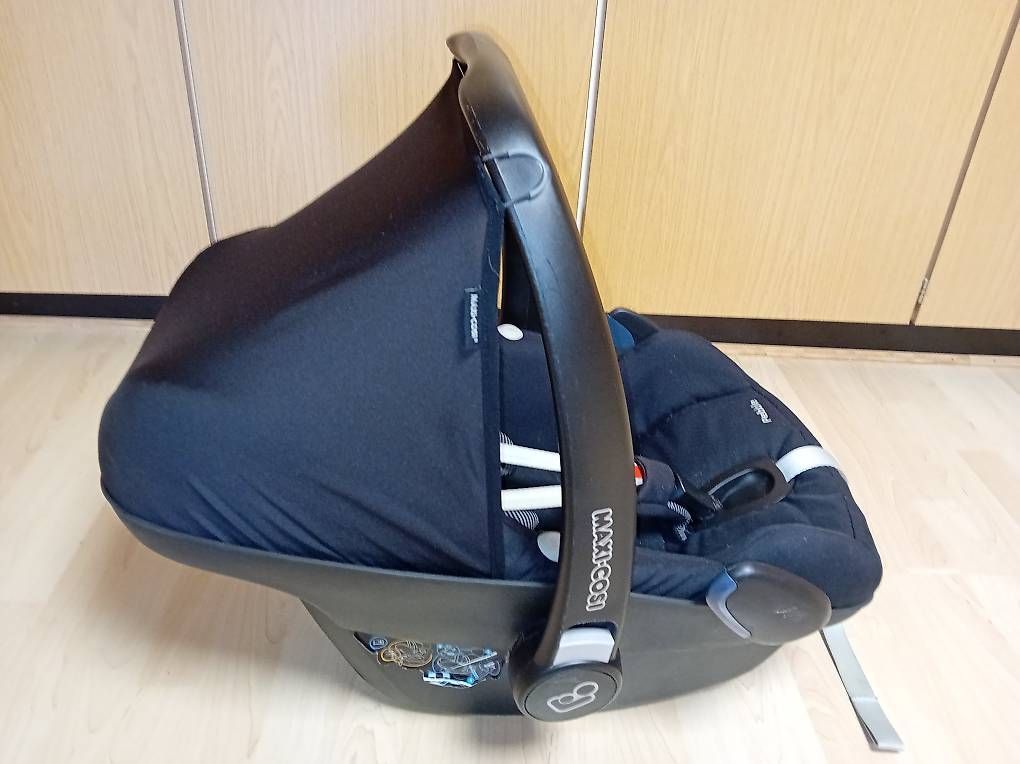 Maxi-Cosi Sièges auto: Maxi Cosi Pebble mit Isofix Station – D'occasion à Auw par luszur 3