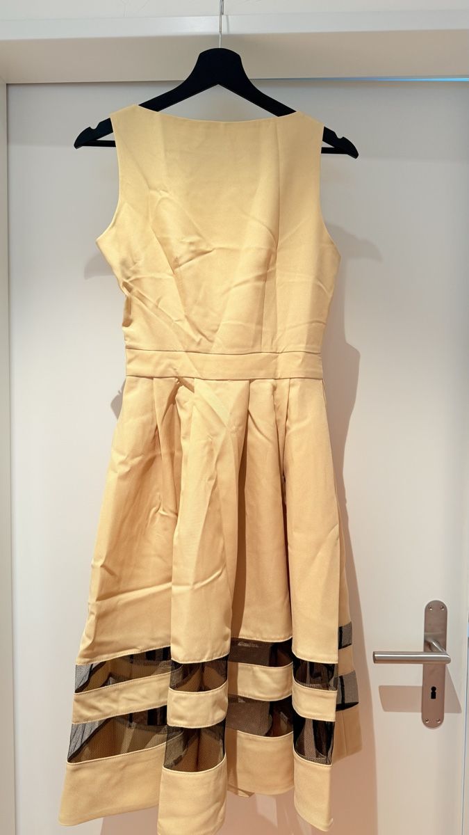 Kleider: Elegantes Damen Kleid Grösse XS  – Neu und originalverpackt aus Eiken von sanyok700 1