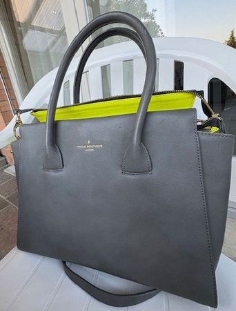 Verschiedene Handtaschen (pro Stk. Fr. 10.00)