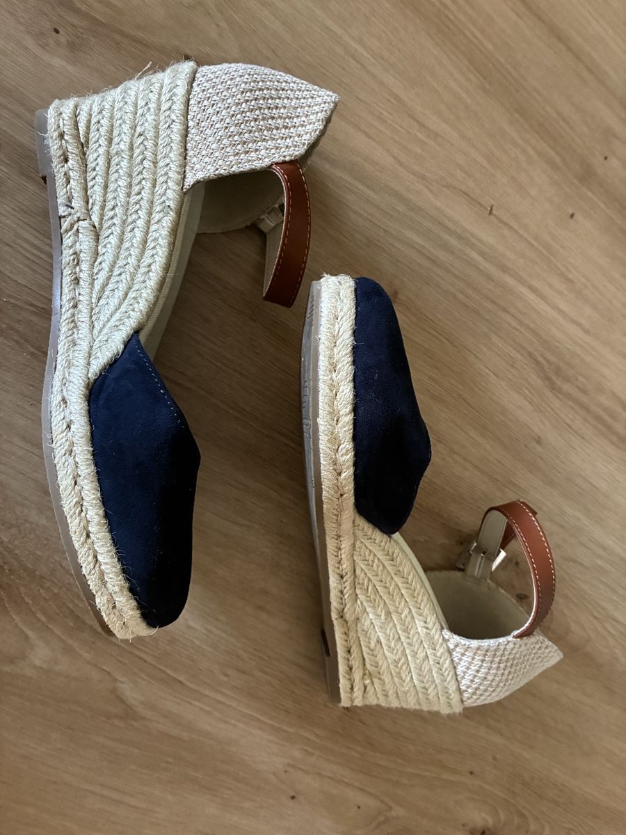 Damenschuhe: Escarpin  – Neu (gemäss Beschreibung) aus Berlens von aye_lf66 1
