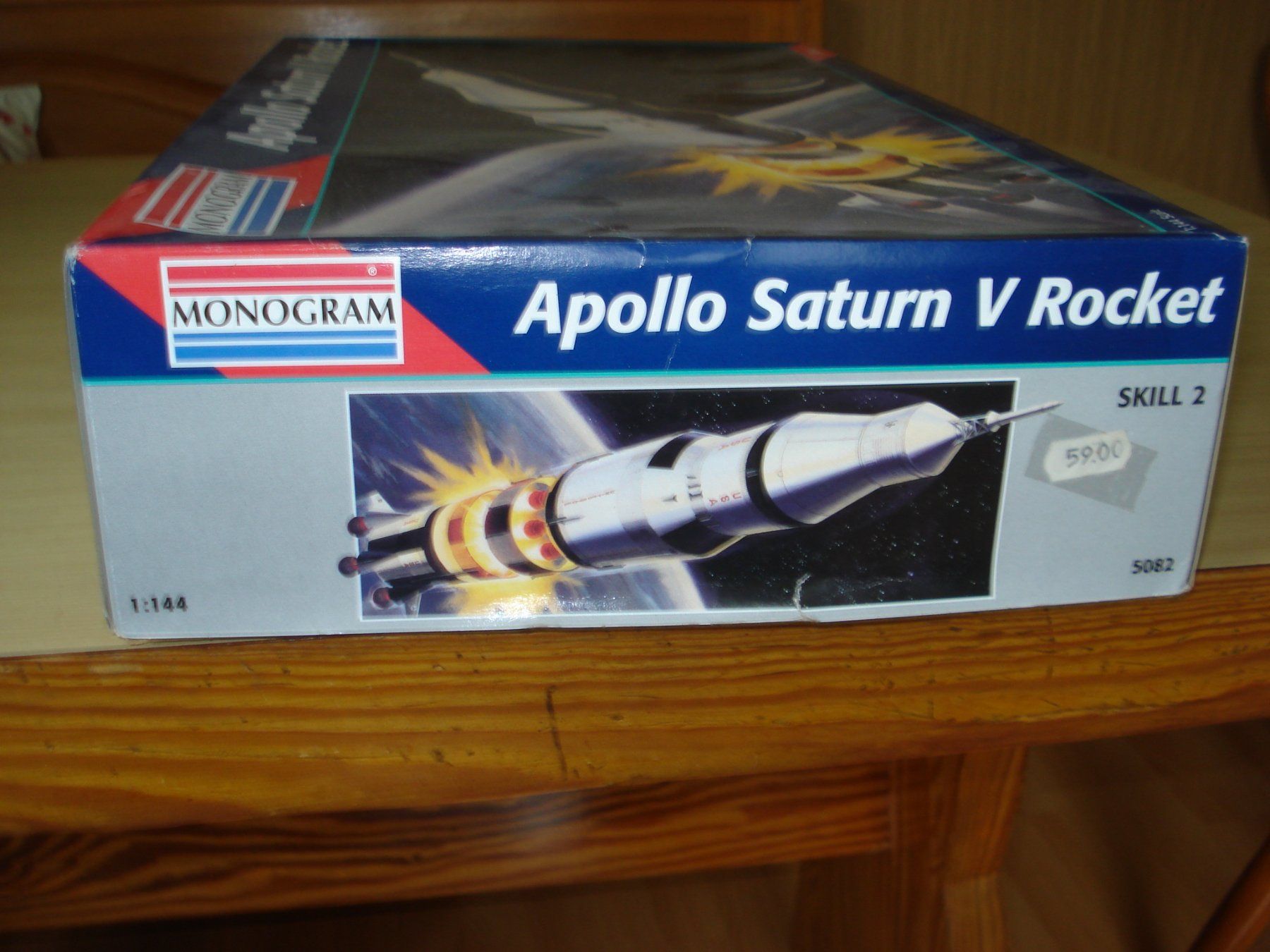 Revell Modellbausätze & Standmodelle: Apollo-Saturn V Rocket,  1:144 – Neu und originalverpackt aus Unteriberg von gamswild 3