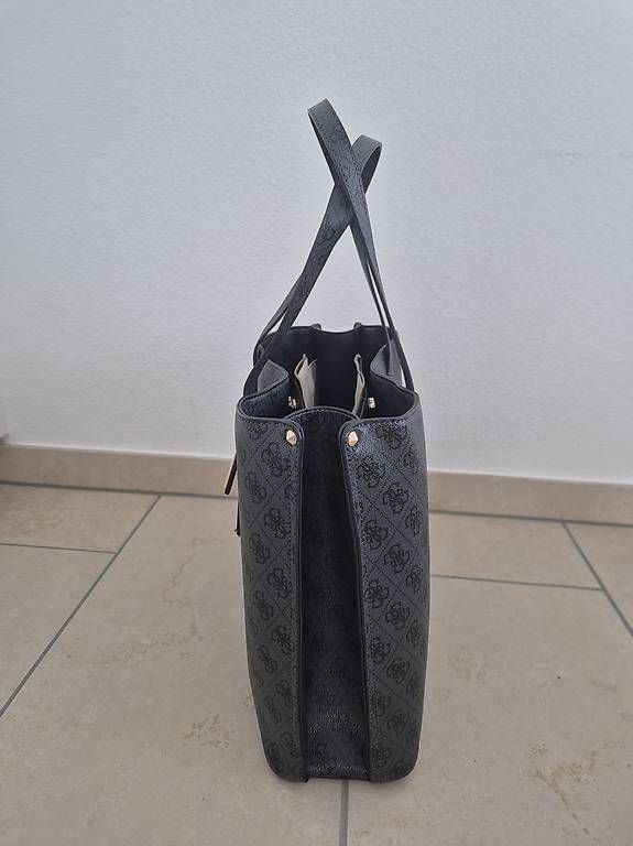 Guess Taschen für Damen: Guess Shopper – Gebraucht aus Buchrain von Monique81 2