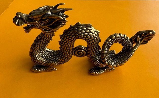 Figurines: Drachenfigur aus Messing – D'occasion à Gersau par pandabear01