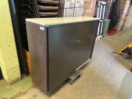 Lista Metallschrank mit Schiebetüren 160x40x110cm