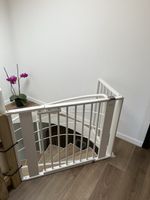Geuther Kindersicherungsgitter weiss mit Tür, 100-150cm