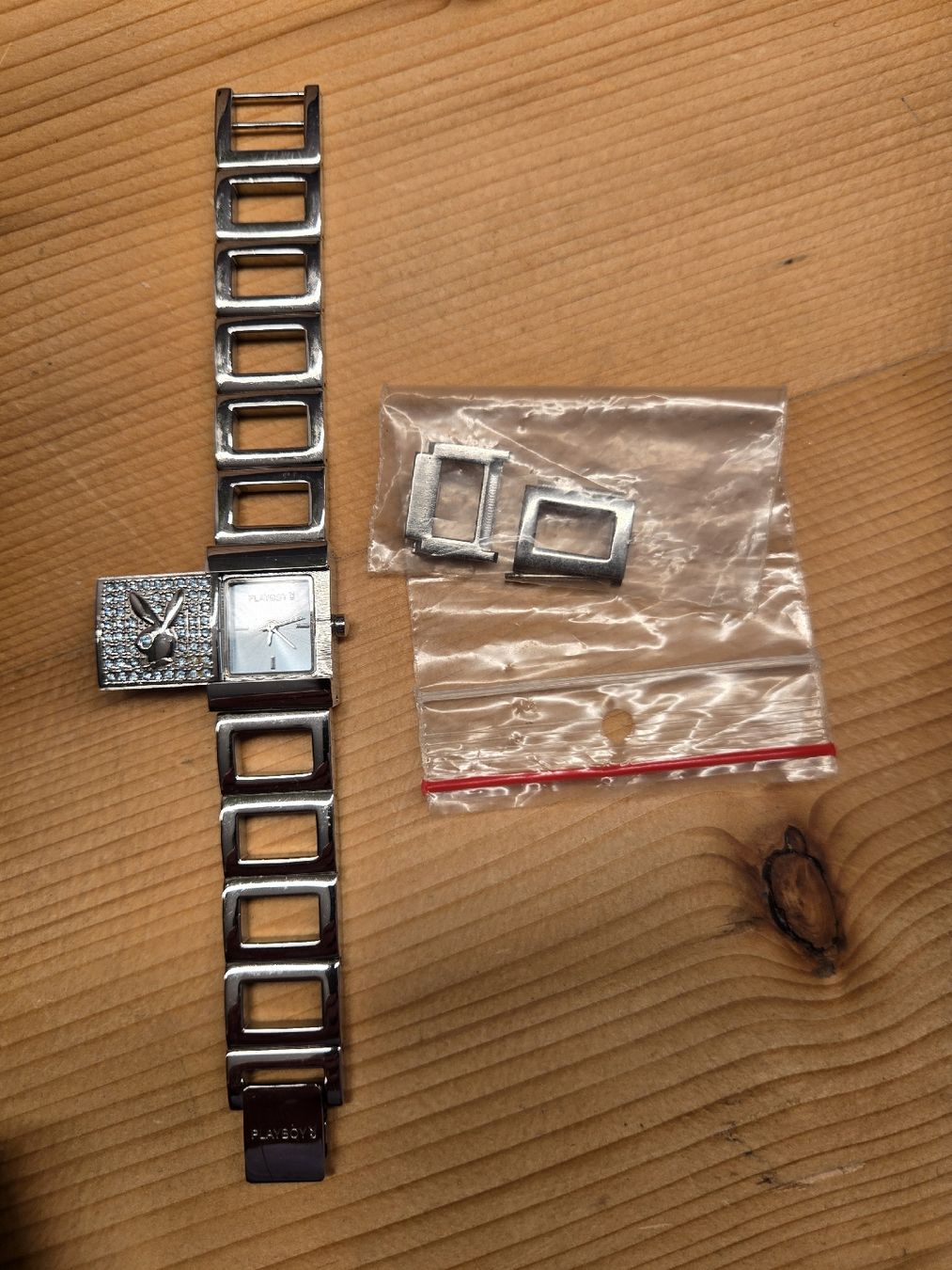 Playboy Orologi: Playboyuhr in Hellblau – Usato da St. Gallen venduto da dan_w62f 2