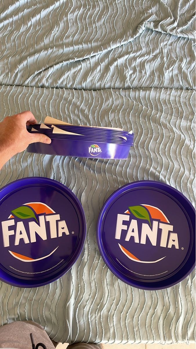 Wände & Decken: Ensemble de plateaux Fanta – Neu und originalverpackt aus Meyrin von jul_km5p