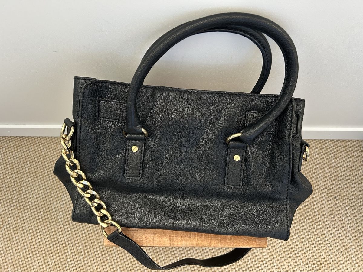 Michael Kors Taschen für Damen: Michael Kors Ledertasche – Gebraucht aus Wohlen b. Bern von Honeypie 1