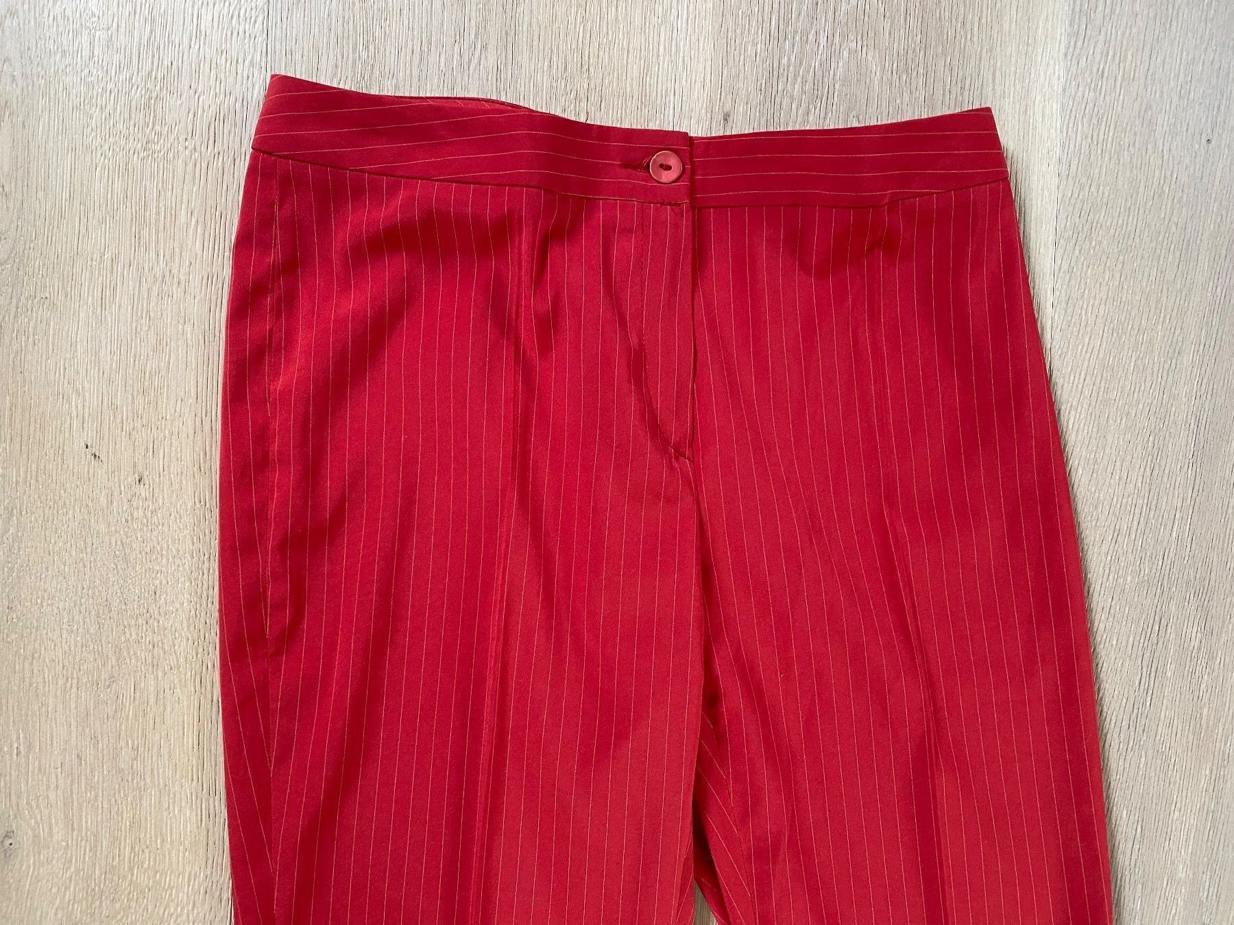 Kookai Hosen: Neue Kookai Hose in rot Grösse 36 – Neu (gemäss Beschreibung) aus Winkel von Flyhy2020 1