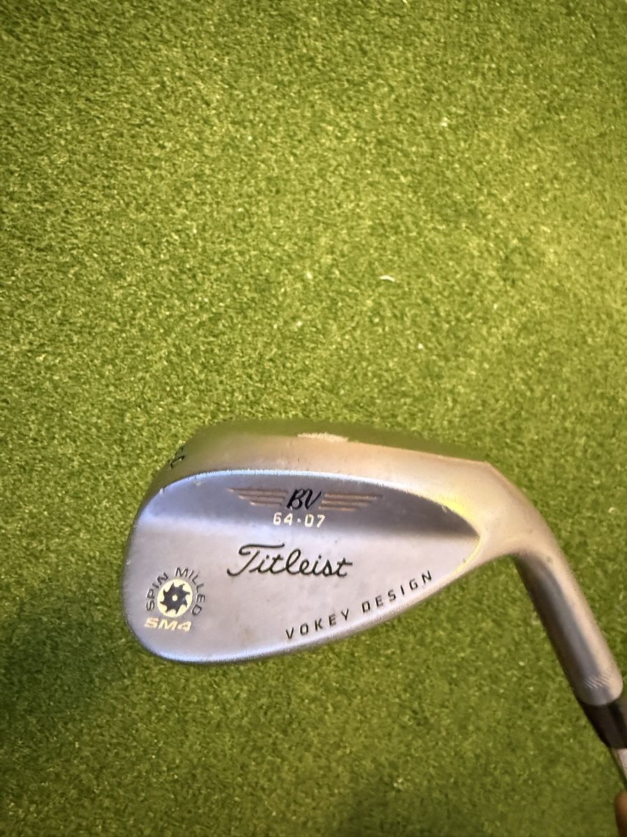 Titleist Schläger & Sets: Titleist Vokey Design SM4 Wedge 64° Loft – Gebraucht aus Wollerau von jan_ng8b 1