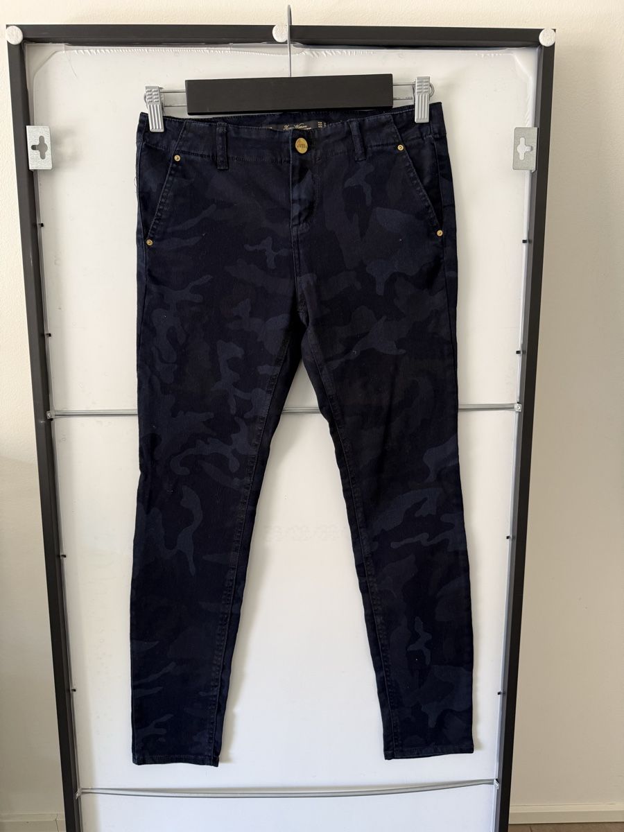 Zara Jeans: Zara Jeans Camouflage Slim, Gr. 38 – Usato da Lugano venduto da rebecca.wardrobe 1