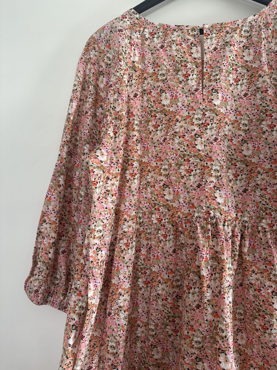 Kleider: ROMANTIC SPRING MIDI DRESS WITH FLOWERS M – Gebraucht aus Zofingen von JumpInVintage 3
