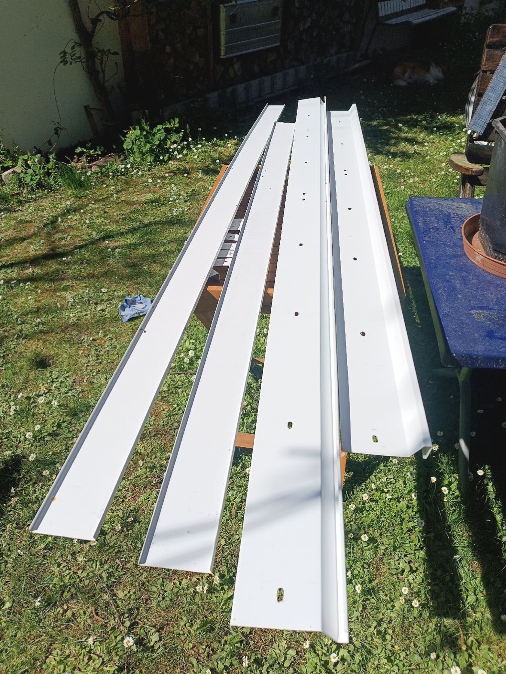 Heizgeräte: PERFECTA-Heizleisten 200 und 164cm – Gebraucht aus Dürnten von Winundmehr 1