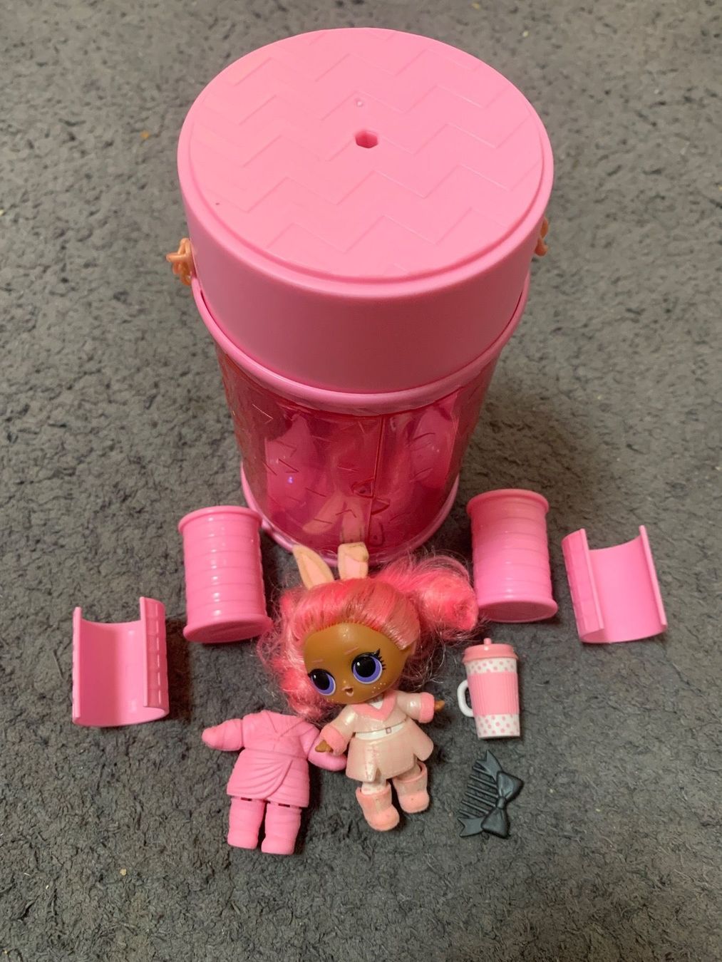 MGA Puppen: 11 Poupée LOL et 3 bébés – Gebraucht aus Pully von dandare 4