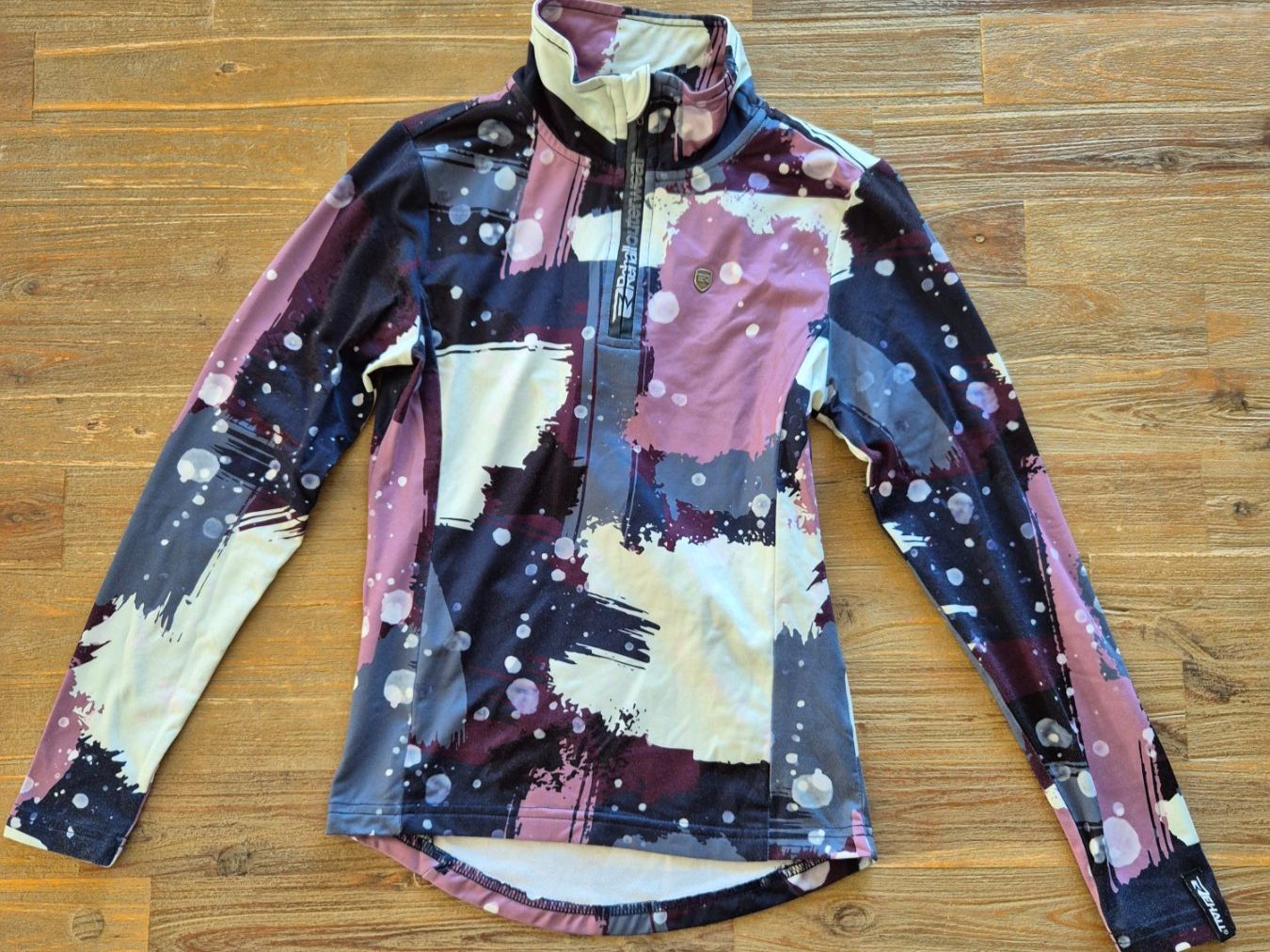 Pullover & Sweatshirts: Funktionsshirt Rehall Grösse 140 – Gebraucht aus Wahlen b. Laufen von Faentli2010