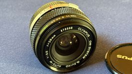 Olympus OM-System G.Zuiko Auto-W 28mm Weitwinkelobjektiv