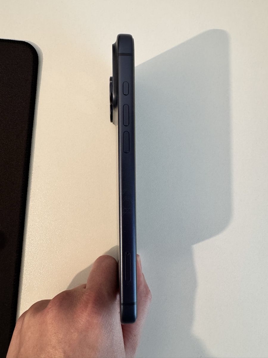 Apple Handys / Smartphones: Apple iPhone 17 Pro Max 256 GB Deep Blue – Gebraucht aus Fislisbach von dbe_fsw5 5