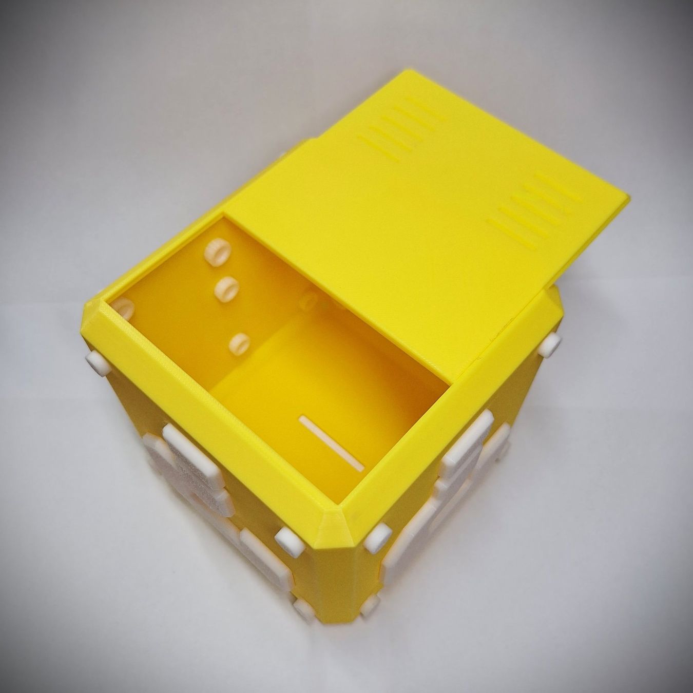 Tirelires: Mario Fragezeichen-Block Spardose – Neuf avec emballage d'origine à Dietikon par You_Want_We_Print 2
