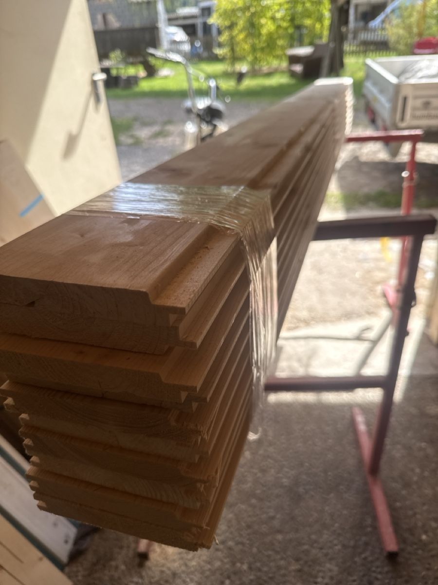 Holzartikel: Holztäfer – Gebraucht aus Langnau i. E. von Acrjl