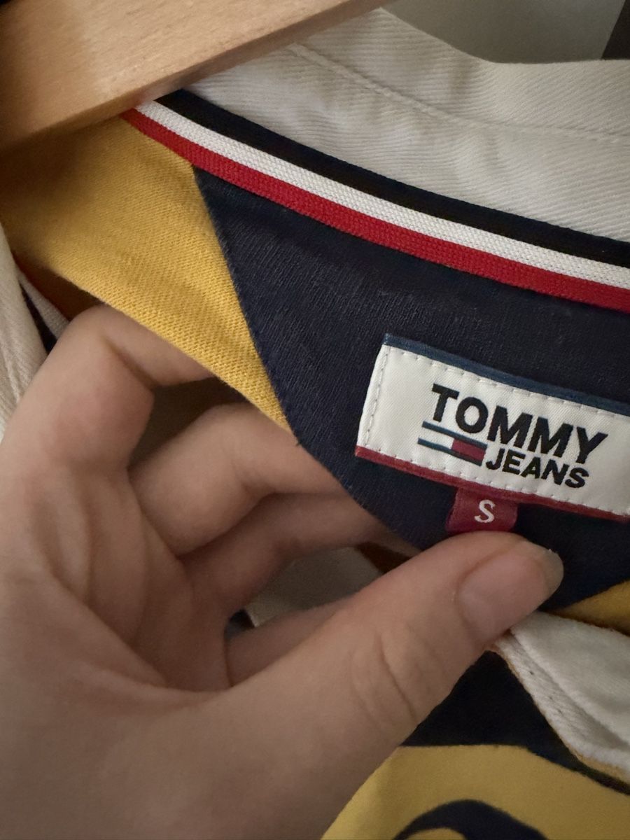 Tommy Hilfiger Polo-Shirts: Tommy Hilfiger longsleeve – Gebraucht aus Zürich von tschellaa 1
