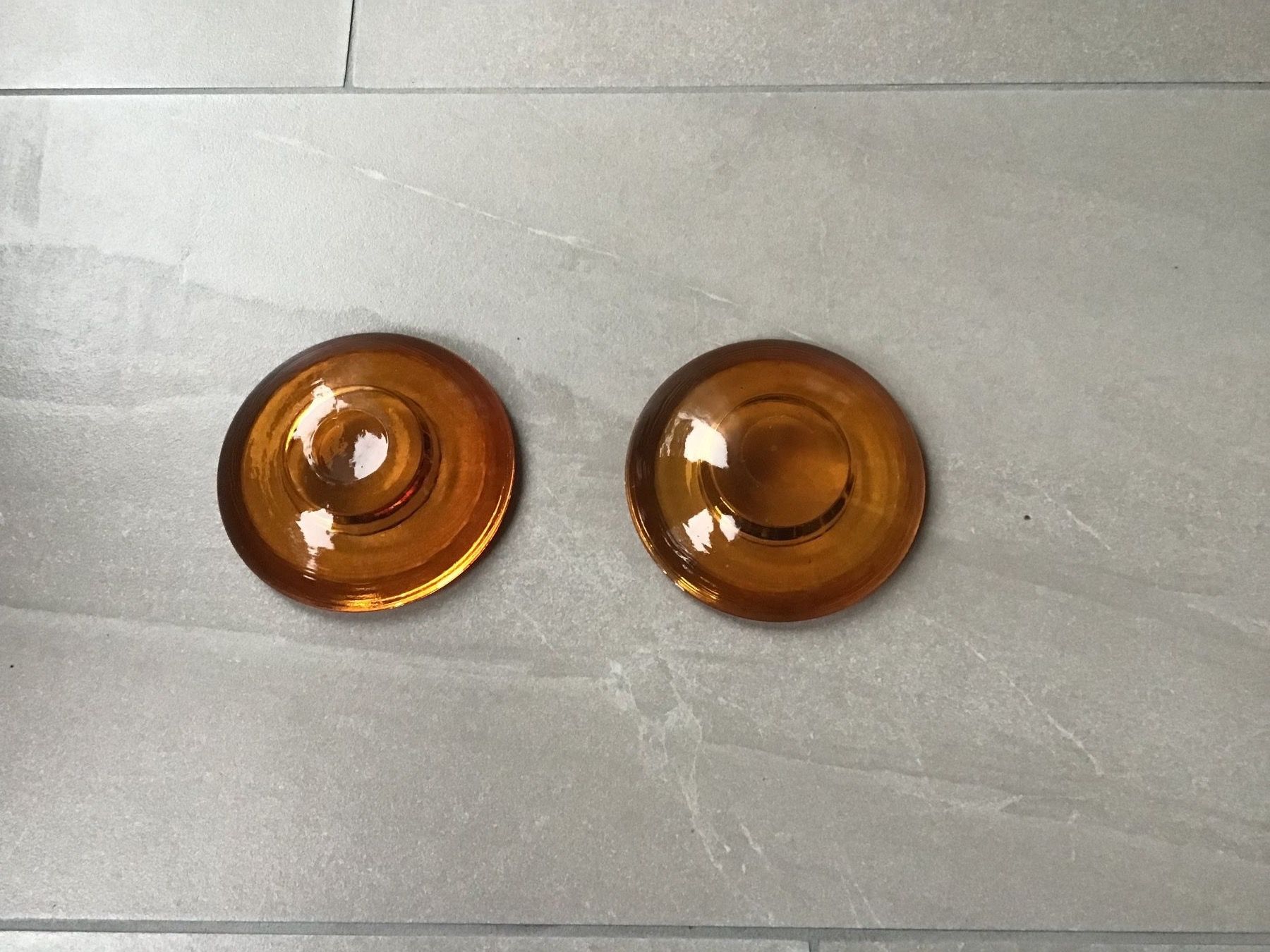 Kerzenständer: 2 Teelichthalter orange – Gebraucht aus Giswil von Pingu109 1