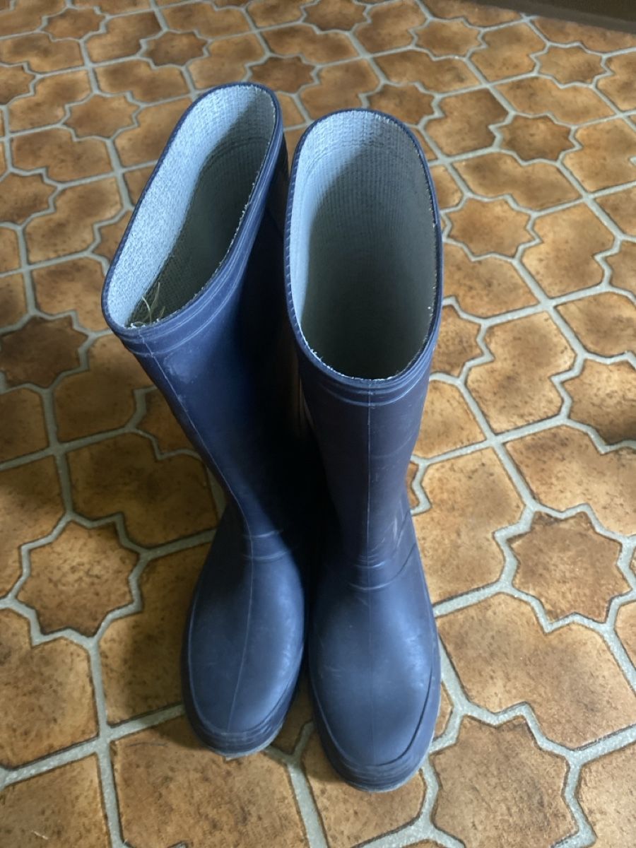 Scarpe per ragazzi: Regenstiefel Gr .37 – Usato da Heitenried venduto da Carmes