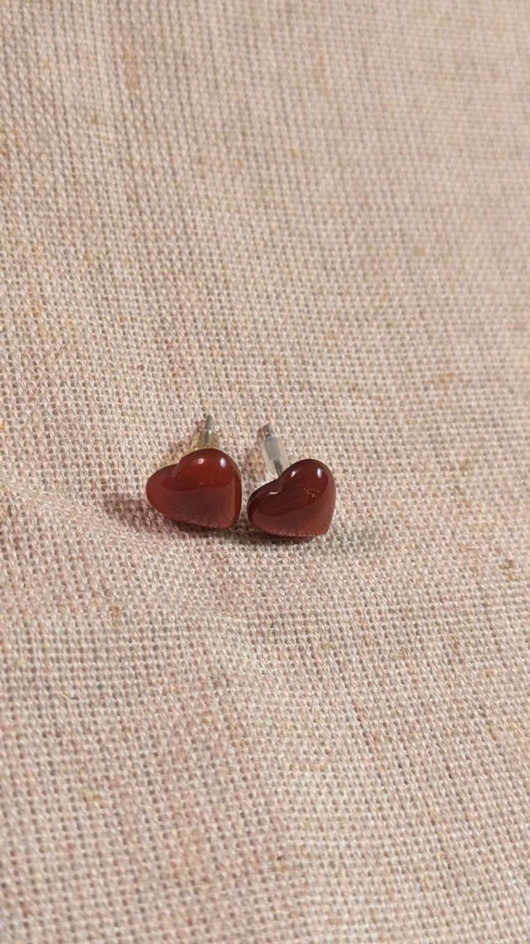 Ohrringe & -stecker: <3 Süsse Herz-Ohrstecker mit rotem Stein <3 – Gebraucht aus Basel von Shikari 3