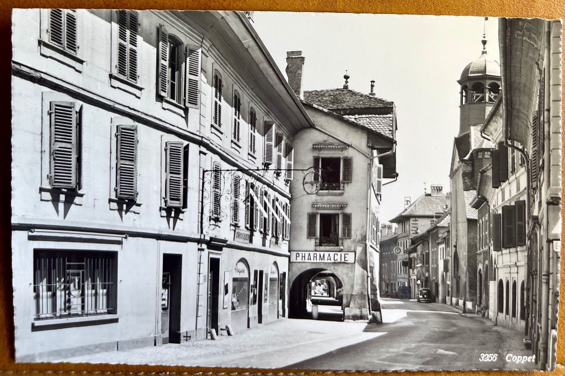 Cartoline postali: COPPET - Une rue. Belle carte ancienne – Usato da Lutry venduto da Ediego