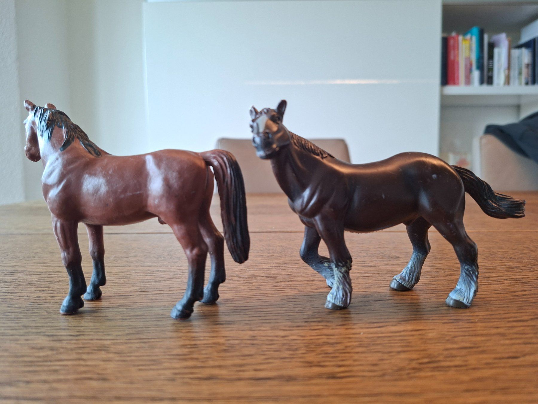 Giocattoli: 2er Set Pferdefiguren , gut erhalten, gebraucht – Usato da Ebmatingen venduto da Tschiipii 2