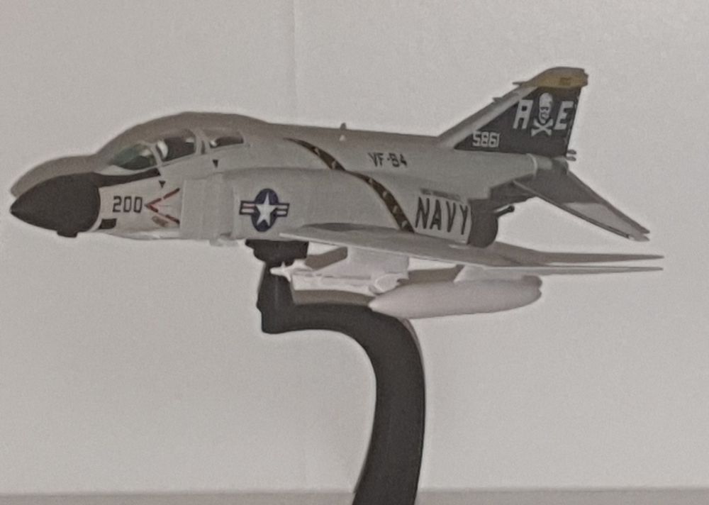 Modèle Réduit Avion F-4B Phantom II US Navy VF-84 Jolly Rogers 1:100 - Diecast Amer Com - Neuf