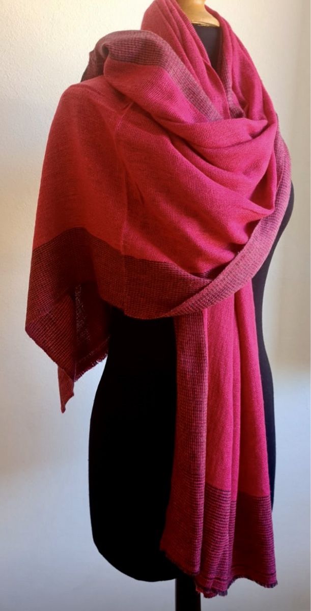 Foulard & Sciarpe: Châle cachemire double face bicolore – Nuovo e nell'imballaggio originale da Coffrane venduto da Luxary_16