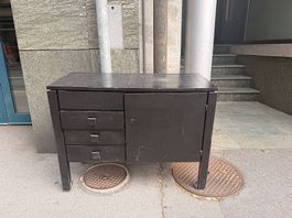 Altes Nähmaschinen-Möbel / Vintage-Möbel 
