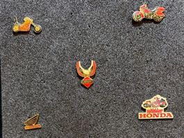Vintage Motorrad Pins seltener