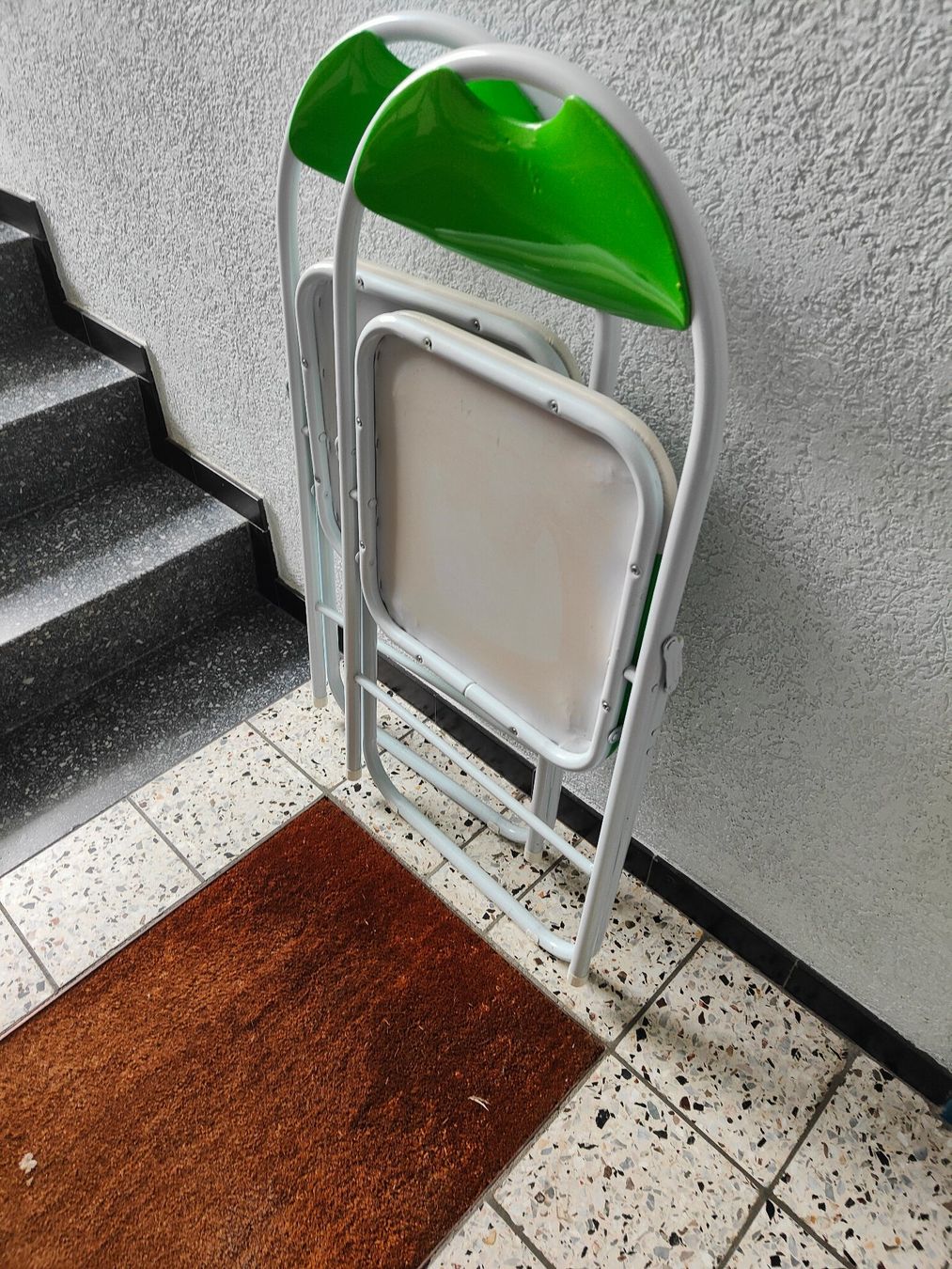 Sedie: zwei Klappstühle – Usato da Studen BE venduto da Paplo 4