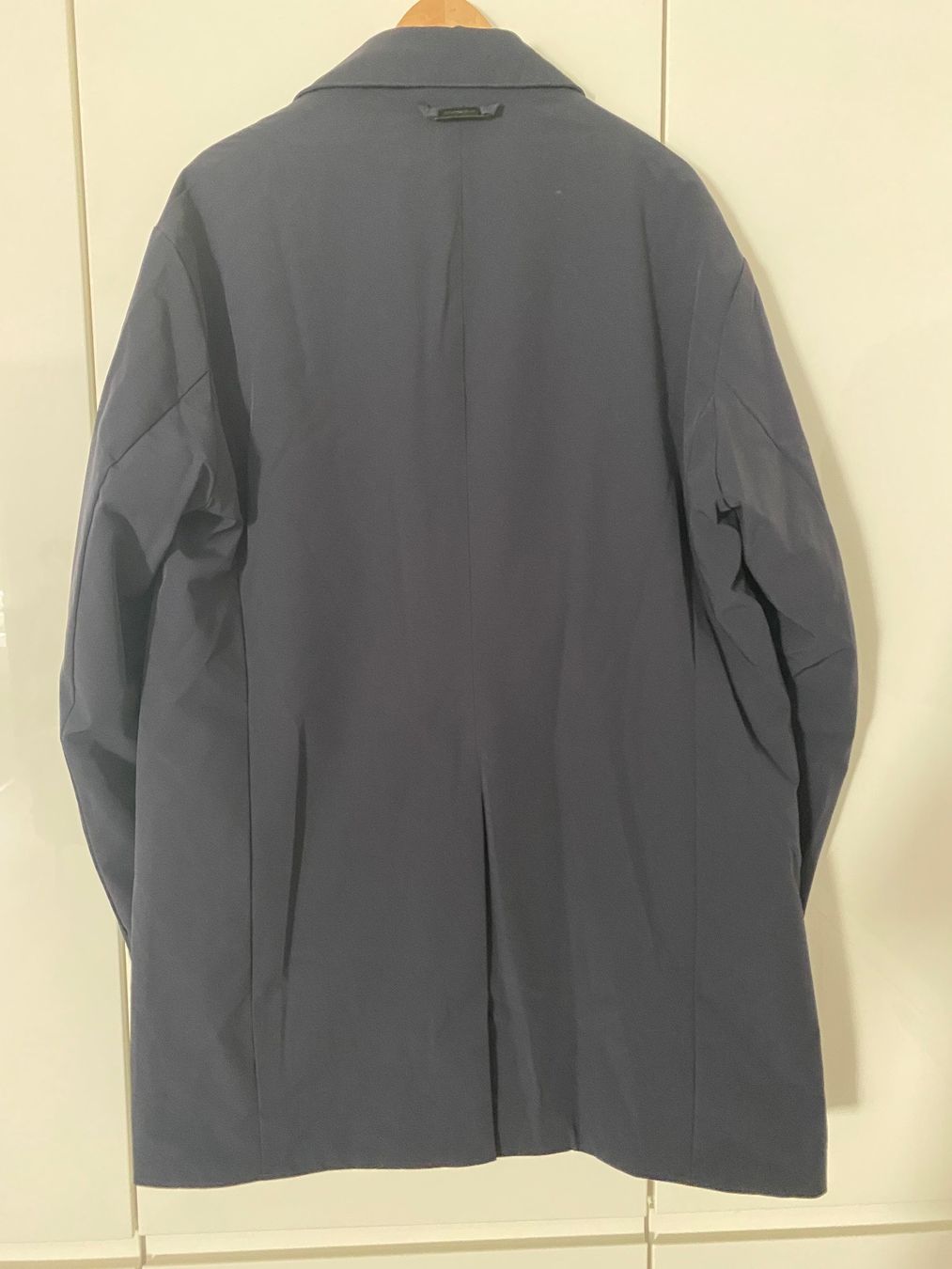 Armani Cappotti: Armani Trenchcoat Herren – Usato da Wermatswil venduto da -secondchance- 4
