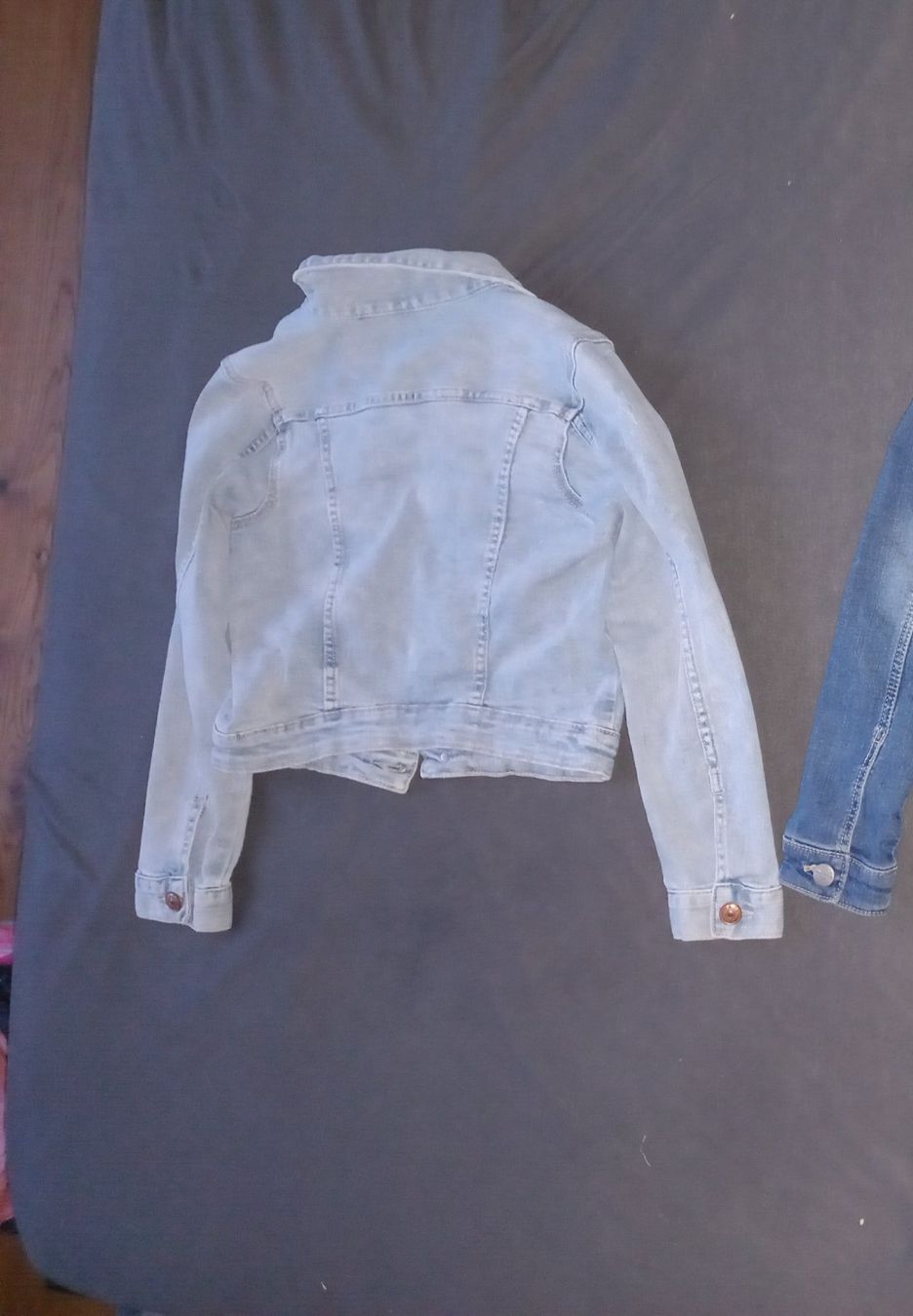 Vestes & Manteaux: Jeans Jacke gr. 134 – D'occasion à Bachenbülach par enigmatic 1