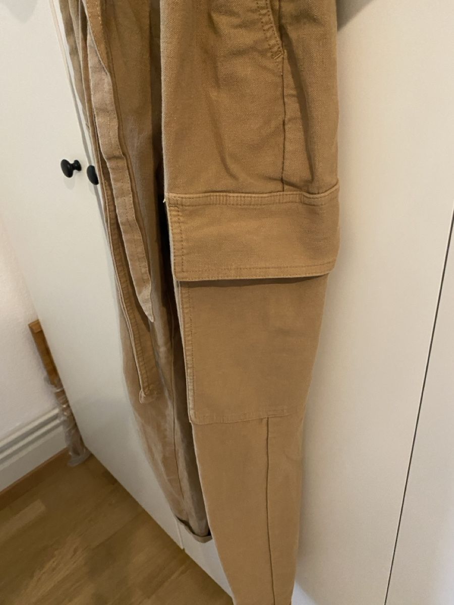 H&M Tute: Jumpsuit/Kombi beige 36 – Usato da Fribourg venduto da dafral 1