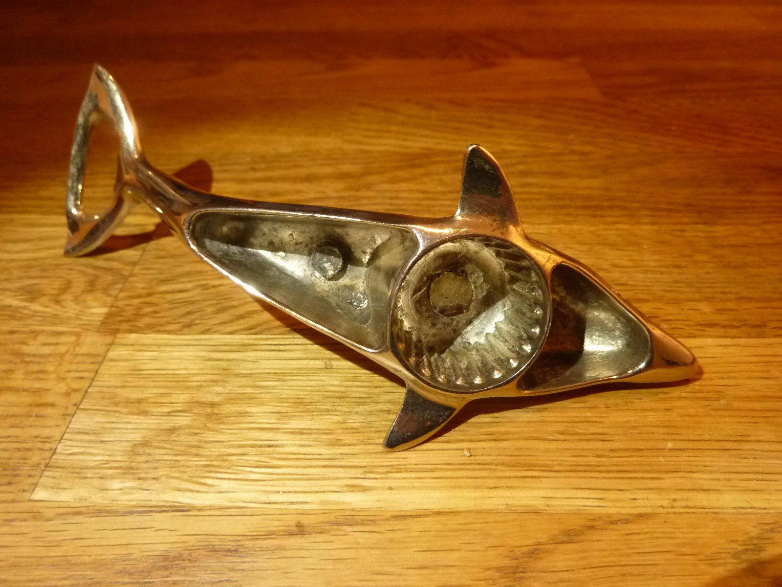 Apribottiglie & Tappi per chiusura: Flaschenöffner Delphin ca 1960 vintage silbern – Usato da Hochfelden venduto da swissice 4
