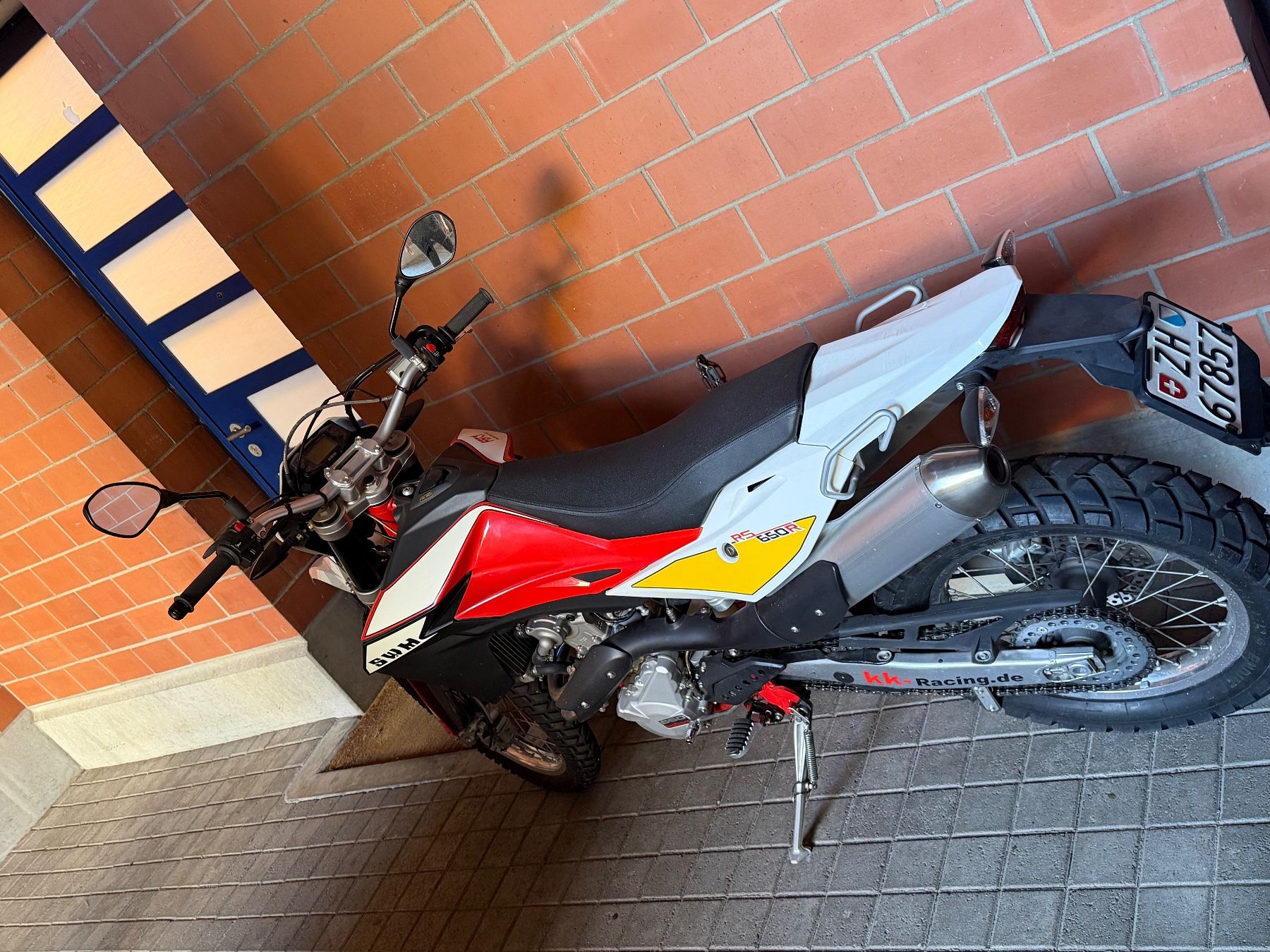 SWM Enduro: Motorrad Enduro SWM RS 650 R – Gebraucht aus Zürich von OW_FOX 9