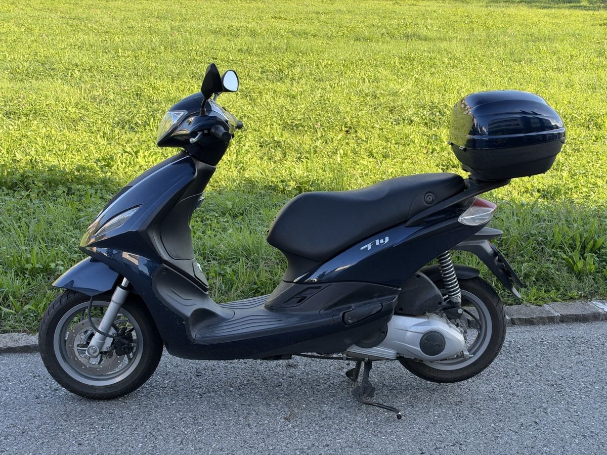 Piaggio Scooters: Piaggio Fly 125 – Gebraucht aus Meggen von leupimoto