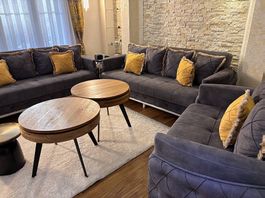 Elegante Sofagruppe in Grau und Top Zustand 