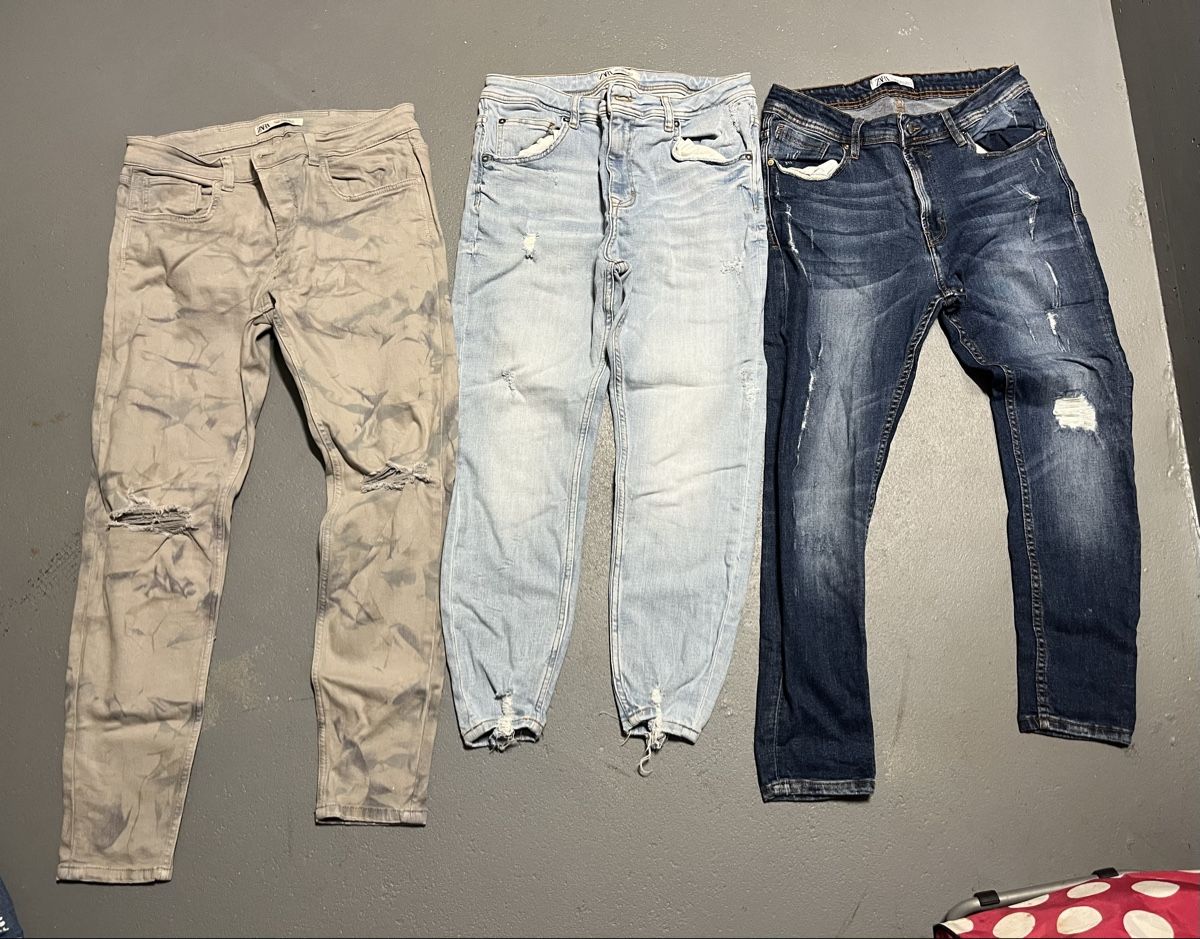 Zara Pantaloni: 3 paar Jeans von Zara – Usato da Biberist venduto da Bidu18
