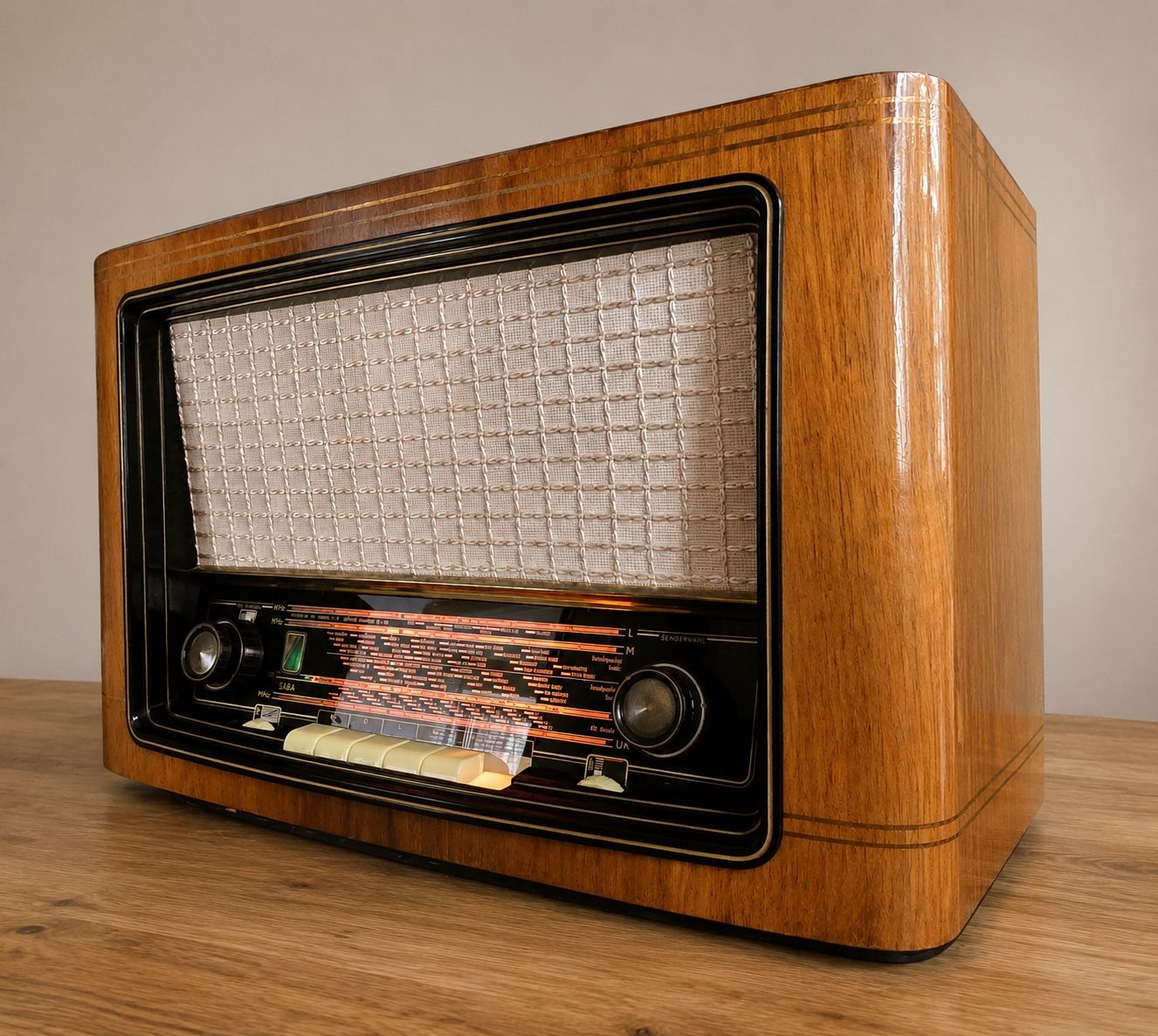 Saba Radio: Vintage-Radio mit Bluetooth   – Usato da Buchs SG venduto da jeroonnld 1