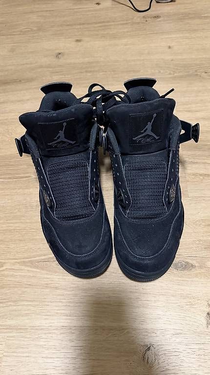Scarpe da uomo: Jordan 4 Black Cats – Usato da Neuhausen venduto da agh_g2nd